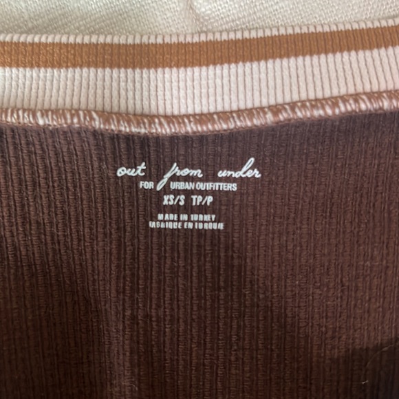 urban outfitters cropped top - Picture 3 of 3